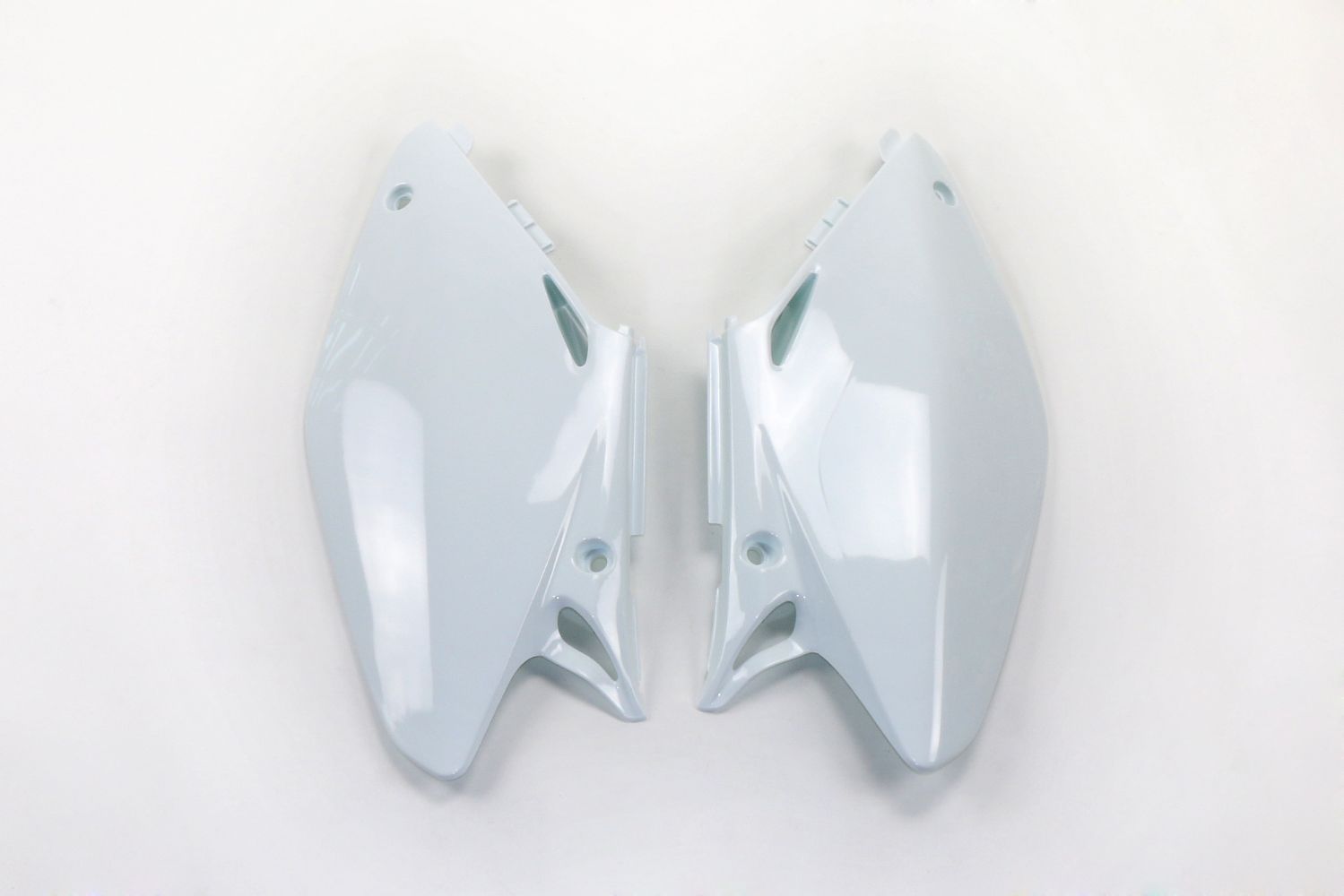 Side number plates Honda CR 125 (02-04) white* HO03690-041