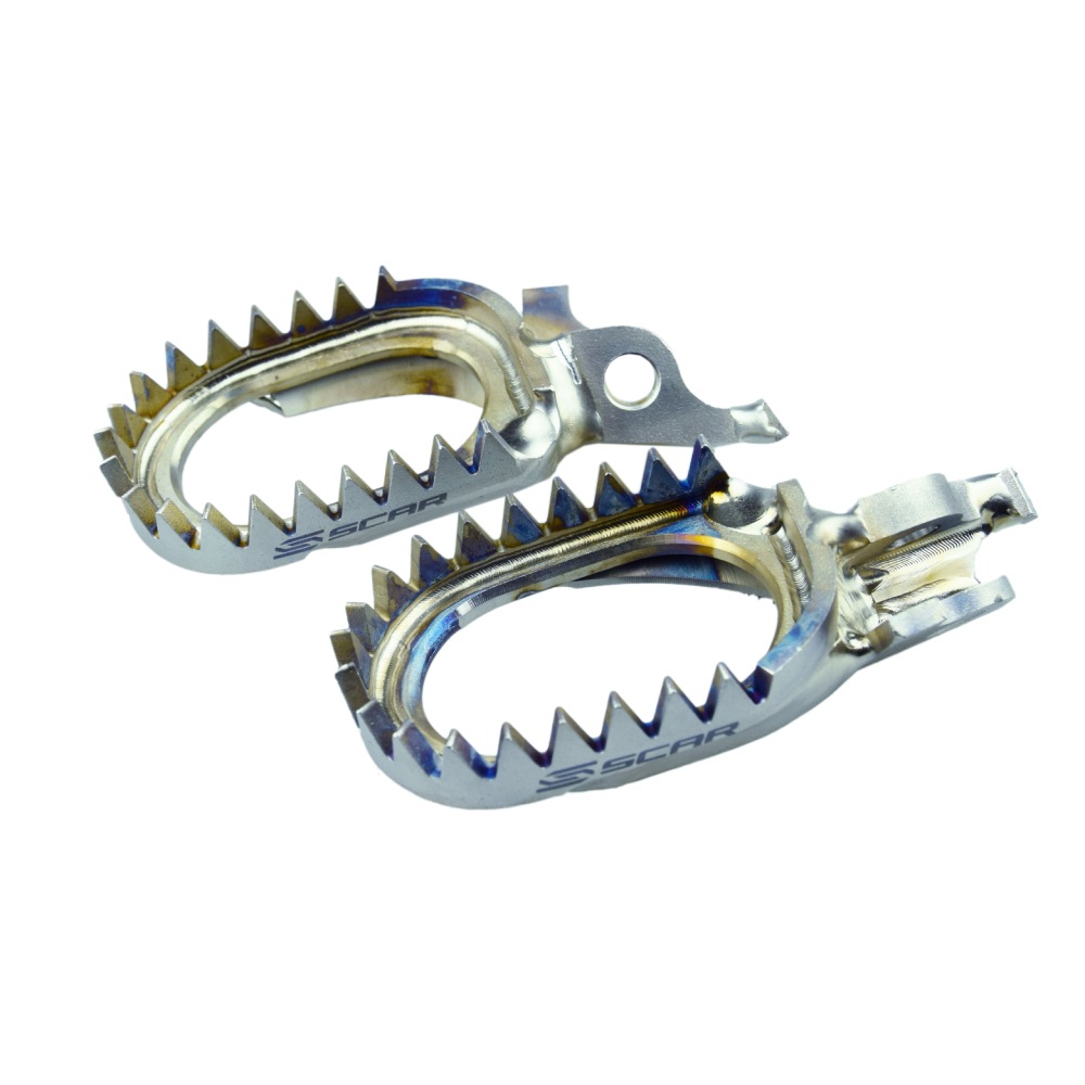 Footpegs titanium Scar Kawasaki KX 250 F (06-26) Anti-Mud S3516AM
